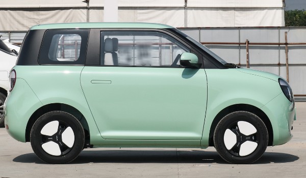 長安lumin2022款報價及圖片 2022款長安lumin售價4萬(分期首付1萬)