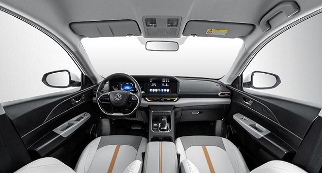 東風(fēng)e70電動(dòng)汽車報(bào)價(jià),官方指導(dǎo)價(jià)15.28萬(wàn)元