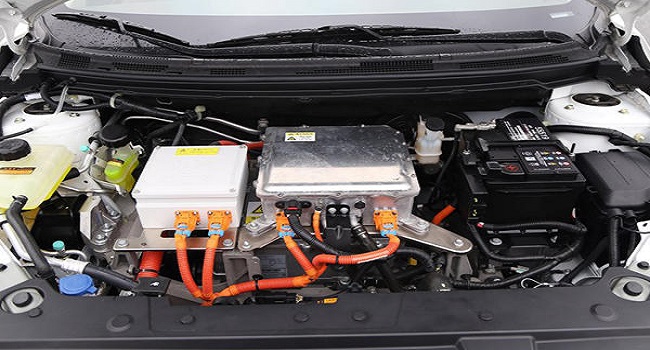 東風(fēng)e70電動(dòng)汽車報(bào)價(jià),官方指導(dǎo)價(jià)15.28萬(wàn)元