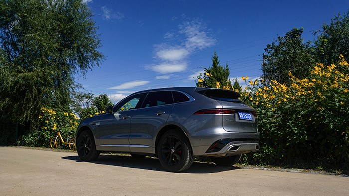 個性鮮明 捷豹F-PACE 2.0T 賽旗版評測