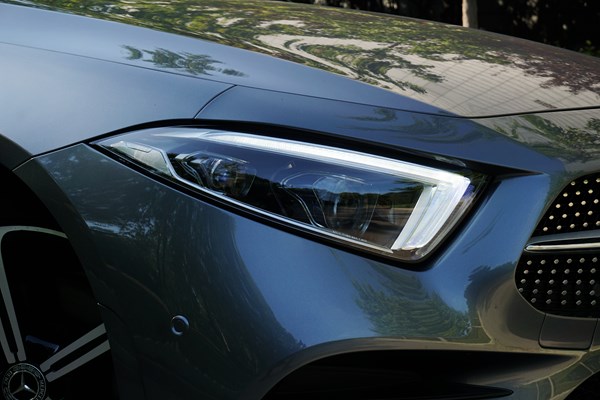 依舊很優雅 試駕全新奔馳CLS 350 4MATIC