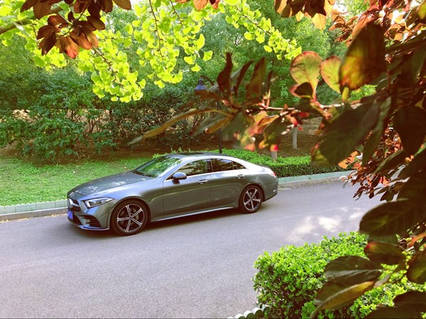 依舊很優雅 試駕全新奔馳CLS 350 4MATIC