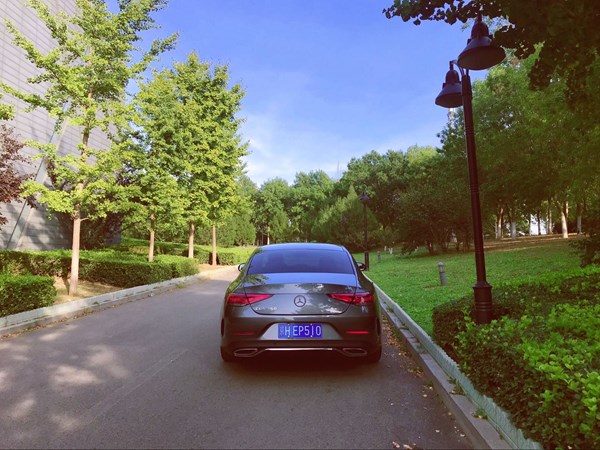 依舊很優雅 試駕全新奔馳CLS 350 4MATIC