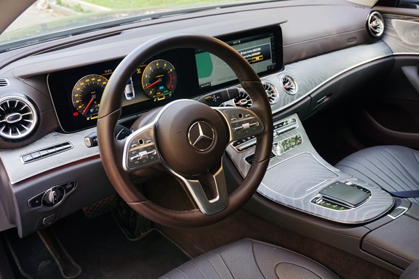 依舊很優雅 試駕全新奔馳CLS 350 4MATIC