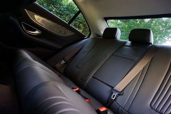 依舊很優雅 試駕全新奔馳CLS 350 4MATIC