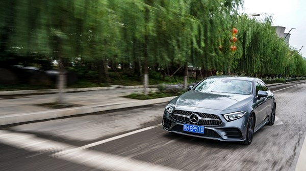 依舊很優雅 試駕全新奔馳CLS 350 4MATIC