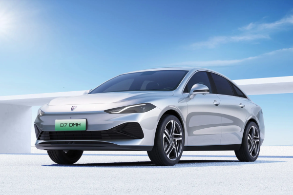 10萬價位四款混動家轎對比 比亞迪秦PLUS已經不吃香了？