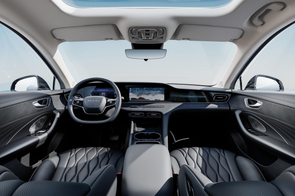 10萬價位四款混動家轎對比 比亞迪秦PLUS已經不吃香了？