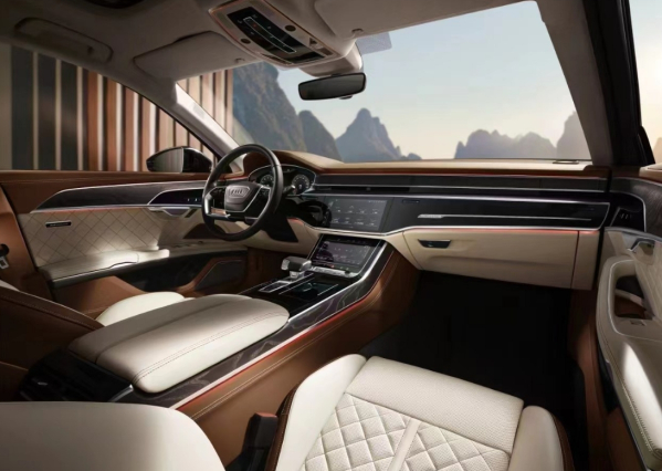 新款奧迪A8L Horch創始人版正式上市 售價130萬元起