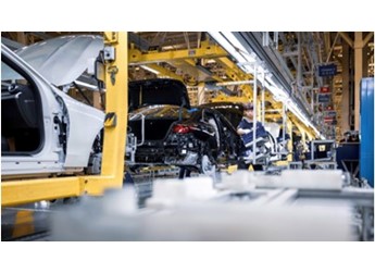 北京奔馳成立十九周年 軟、硬實力同頻共振，助推持續高質量發展 封面圖