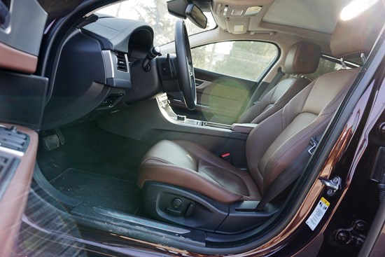 英倫經典在中國延續 試駕國產捷豹XFL