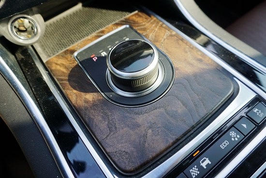 英倫經典在中國延續 試駕國產捷豹XFL