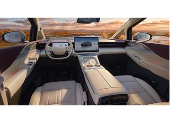 配60升大油箱 小鵬X9增程版內飾公開：全車用4.2米進口真木 封面圖