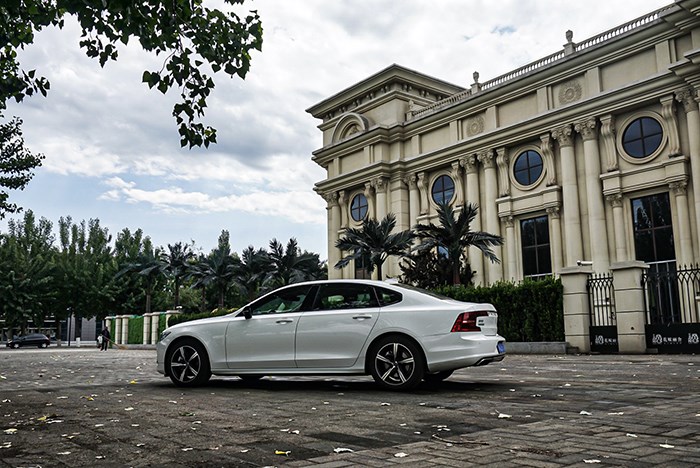  環保又安全 試駕沃爾沃s90 