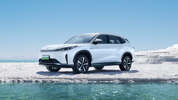 上汽榮威D5X DMH上市 優惠價10.98萬元起對標比亞迪宋