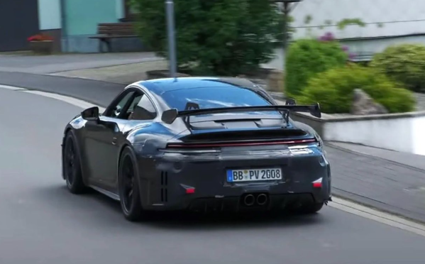 新款保時捷911 GT3有望10月18日發布 外觀設計調整