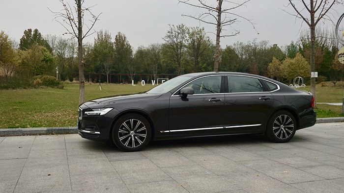 低調有內涵 試駕沃爾沃S90智遠豪華版 