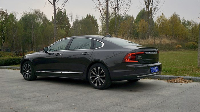 低調有內涵 試駕沃爾沃S90智遠豪華版 