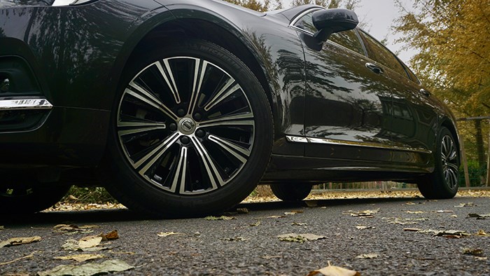 低調有內涵 試駕沃爾沃S90智遠豪華版 