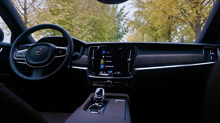 低調有內涵 試駕沃爾沃S90智遠豪華版 