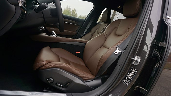 低調有內涵 試駕沃爾沃S90智遠豪華版 