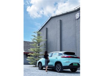 車主說丨買車后的第一件事，就是開著G3i帶它去看雪