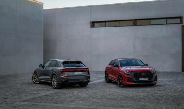 新款?yuàn)W迪RS Q8正式發(fā)布 搭載4.0升雙渦輪增壓V8發(fā)動(dòng)機(jī)