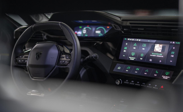 顏值沒輸過！東風標致408X官圖公布 將原汁原味引進