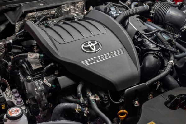 豐田新一代皇冠SportCross國內首發 采用轎跑車身設計