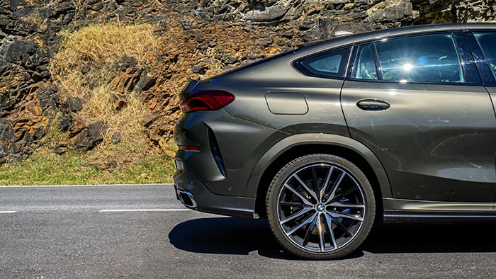 全副武裝的德系戰艦 BMW全新X6評測