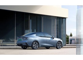 50萬內座艙卷王，領克07 EM-P刷新同級價值標桿新高度 封面圖