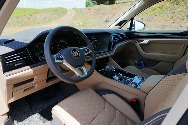 抹去中庸 試駕全新一代大眾途銳動力怎么樣