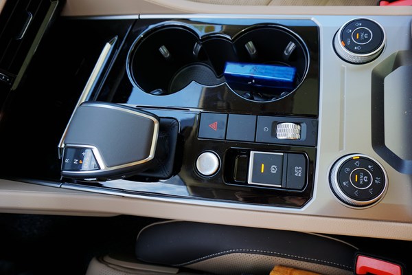 抹去中庸 試駕全新一代大眾途銳動力怎么樣