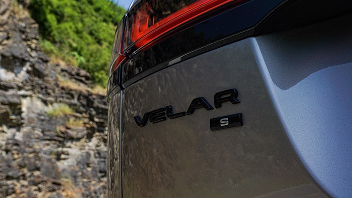 選自己喜歡的 路虎攬勝星脈21款熠黑珍藏版