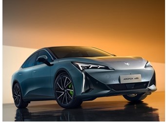 極狐阿爾法S5更多信息公布 麋鹿測試成績為82.8km/h