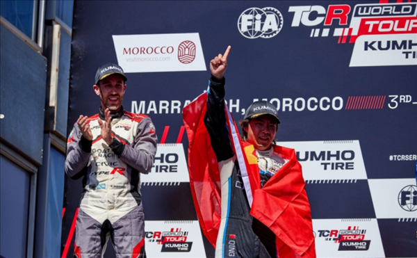 三天可拿場地賽車執照！領克推出大學生專場培訓：四舍五入不要錢