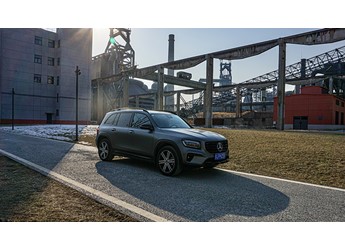 精致家用車好選擇 奔馳GLB 2024款 GLB 220 4MATIC評(píng)測(cè)