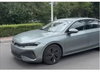 看齊大哥邁騰！全新大眾速騰實車曝光：現(xiàn)款12.79萬元起