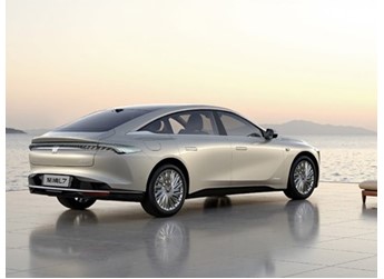 別克至境L7實車亮相 續航超1400km 封面圖