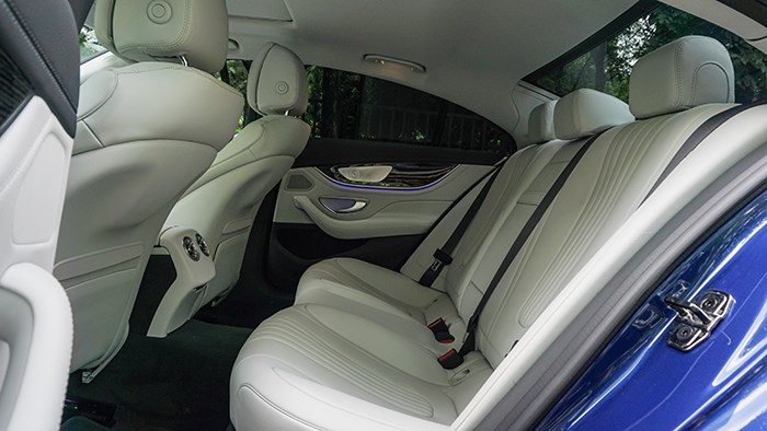 格調與豪華 萬車網試駕2022款奔馳CLS 350 4MATIC