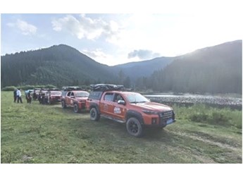 演繹荒漠戈壁之旅的中國式浪漫，美國66號公路從此不再是唯一的向往