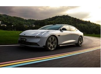 領克10 EM-P新增千里浩瀚H5版：全系四驅，16.58萬起 封面圖