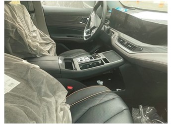 江鈴福特新款領裕內飾諜照曝光 封面圖