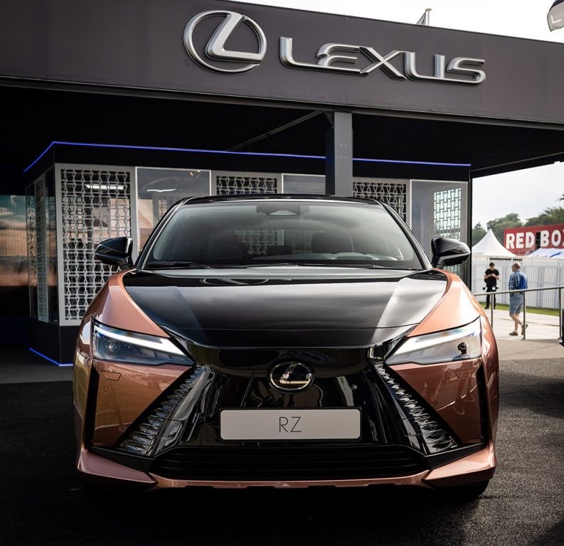 “RZ 450e”將于今年晚些時候在英國和歐洲發布