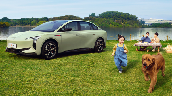 22.98萬起！紅旗EH7上市 最大續(xù)航800km 小米又一勁敵？