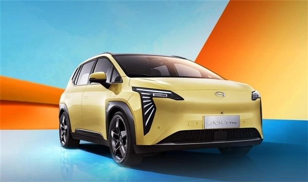 硬剛比亞迪海豚！AION Y 430km推出限時優惠：9.98萬起售