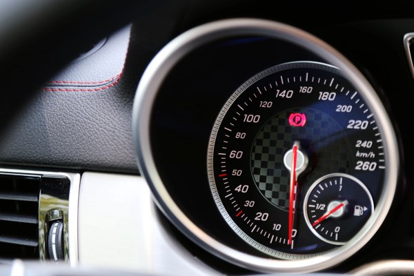 都市逍遙派 試駕奔馳GLE 450 AMG 4MATIC