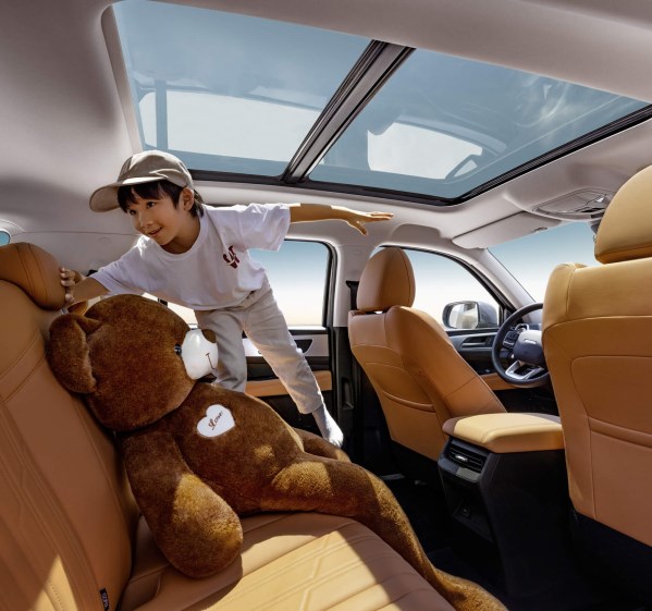 全新哈弗H5上市！后備箱可放27個行李箱 12.28萬起