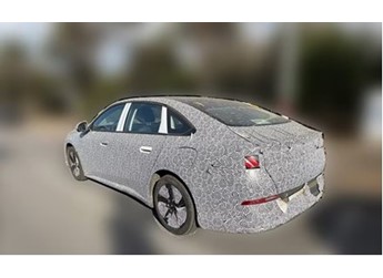 極狐S3增程版諜照首次曝光 續航表現值得期待