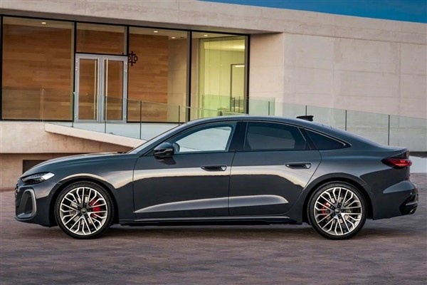 改名A5 新一代奧迪A4官圖提前泄密：內飾大變看齊奔馳寶馬